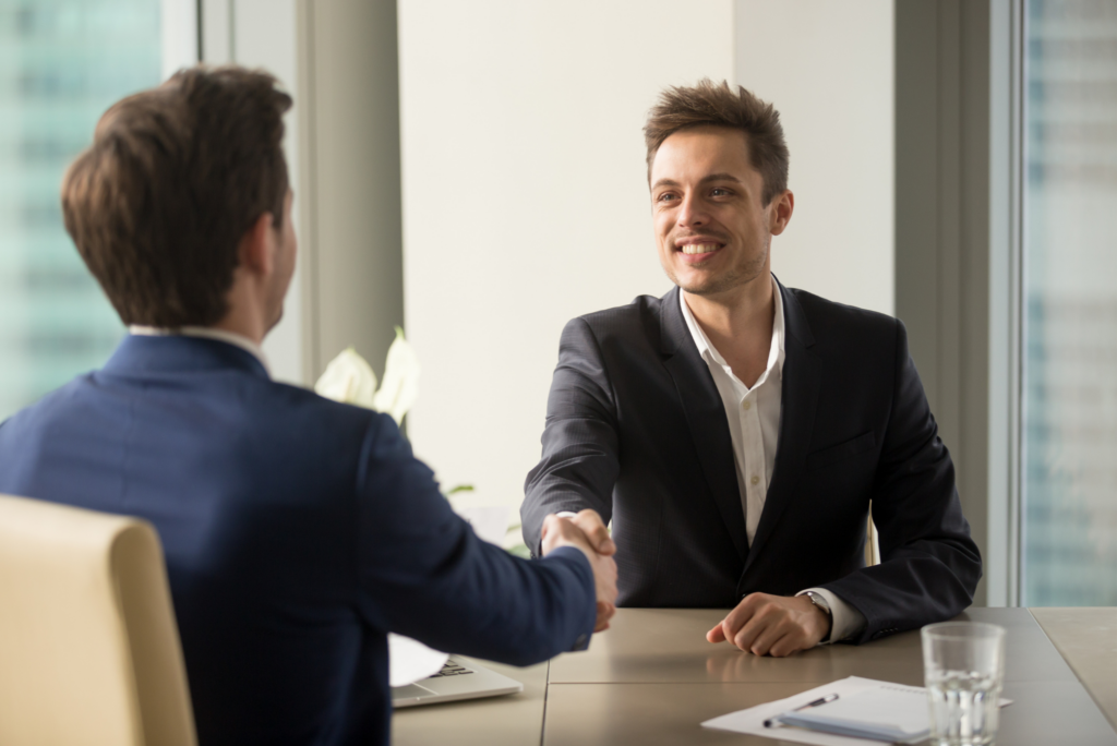Van assistent-accountant naar relatiebeheerder: zo kun je groeien